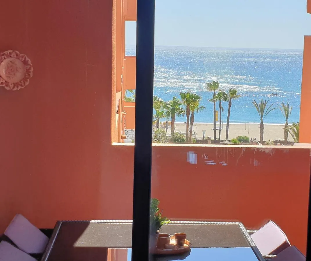 Suite-Beach Reserva ecológica de Manilva Apartamento